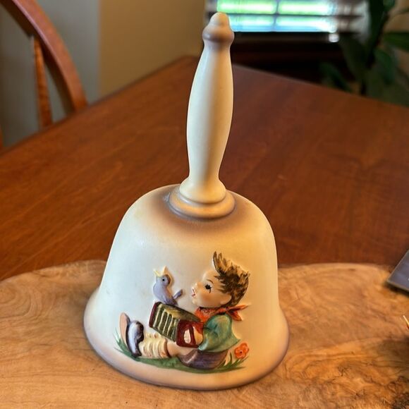 Goebel First Annual Bell - 1978 - Picture 1 of 9